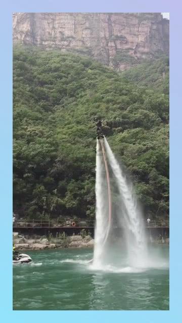 孔雀逃生