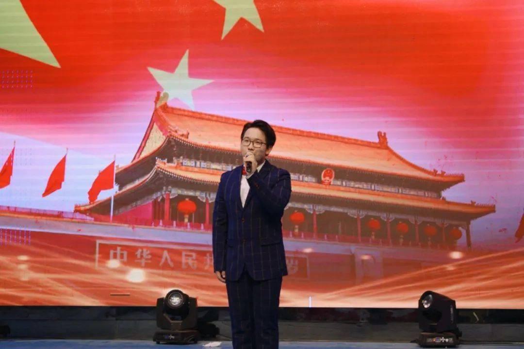 逃跑吧！少年