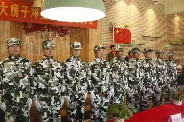 三国志11:这五个武力高超的白板武将不搭配猛者,是你的重大损失