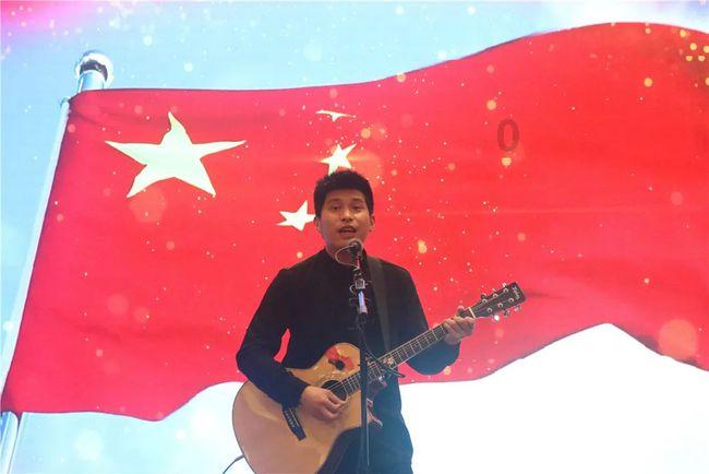 江西新余临街店铺火灾现场救援结束，已无被困人员