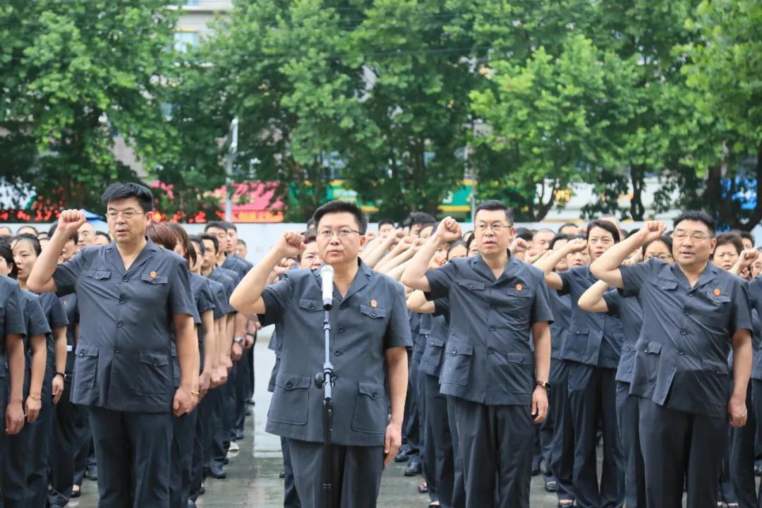 黄绮珊喊冤让人尴尬,韩红回应让人更尴尬