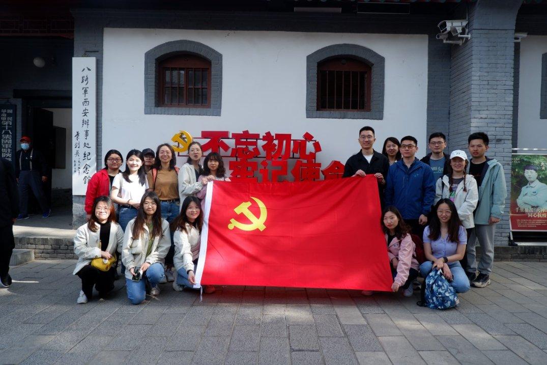 小乌龟逃亡记