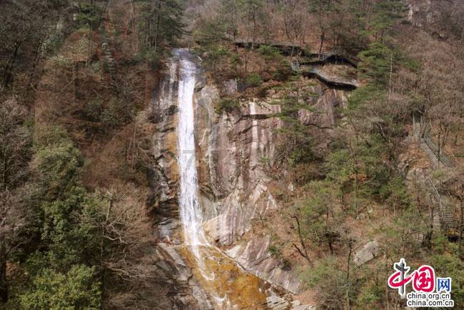 恐龙绝地逃生