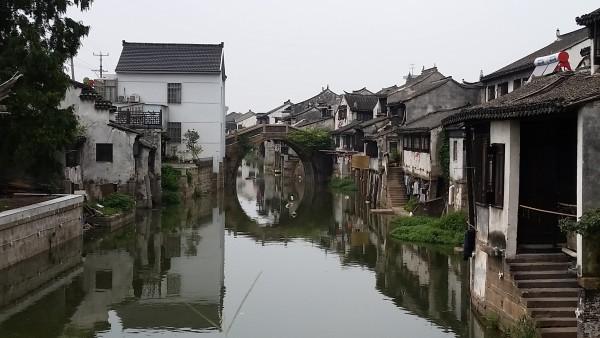老公坚持要和我离婚,该不该为了我们的孩子挽留他?-专业解答你的问题