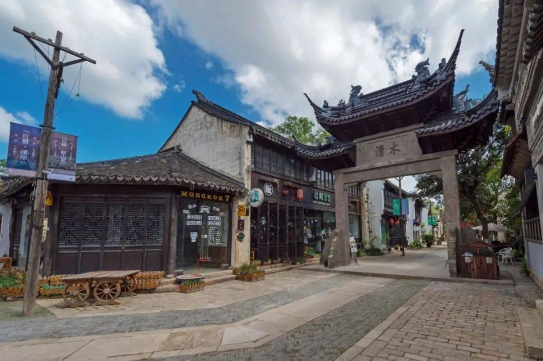 吴钩究竟是什么兵器？出土吴王阖闾钩揭开真面目，原来是生活用品