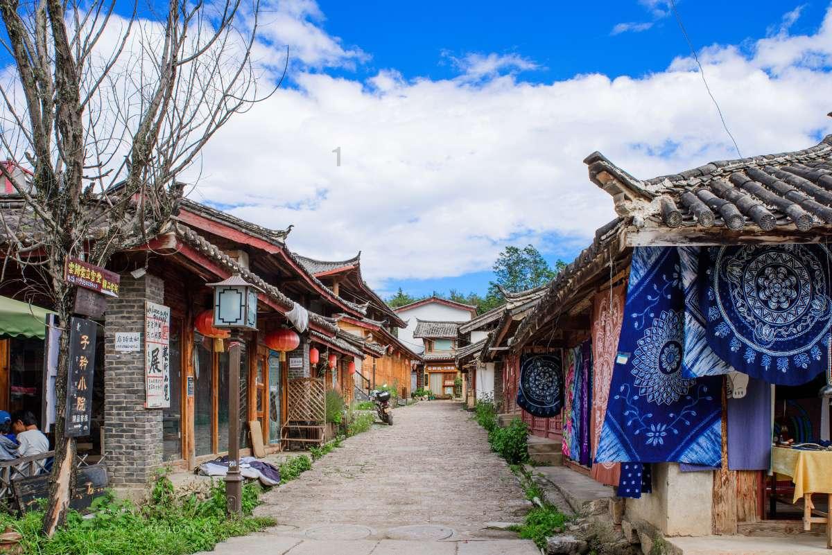 消失的国度-契丹早期军事首领产生、变化发展研究