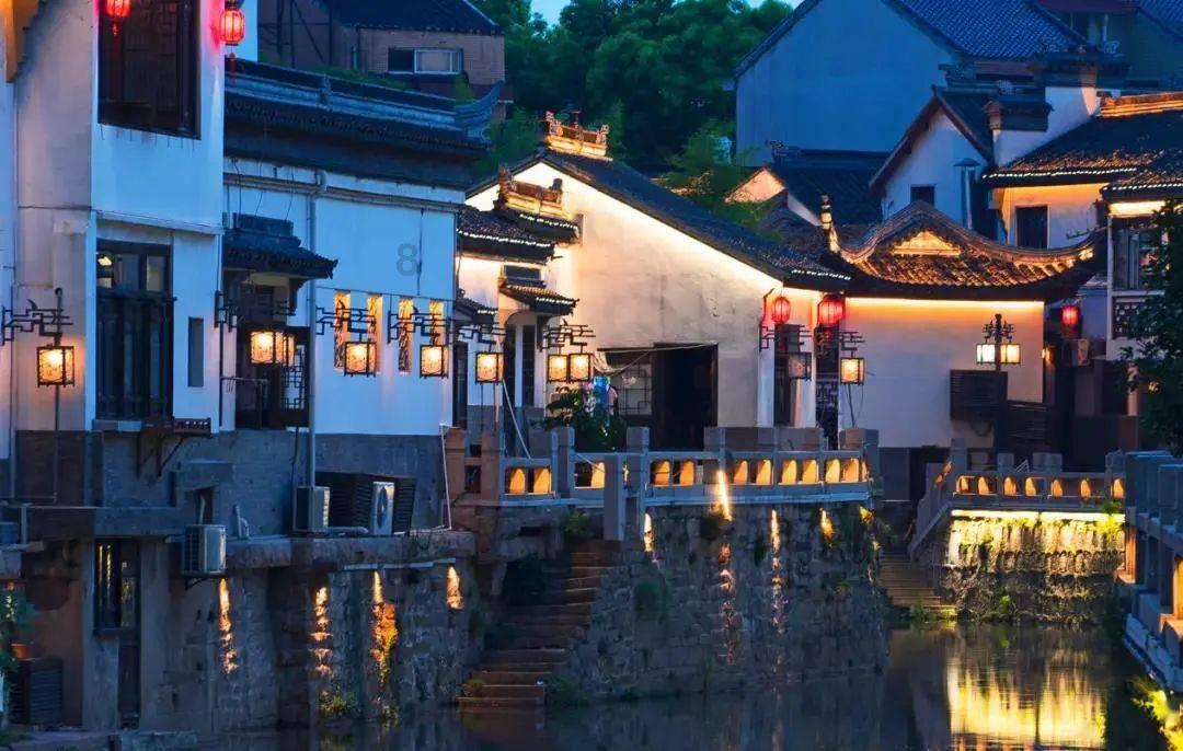 逃离午夜神坛